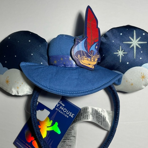 Mickey Mouse: The Main Attraction Peter Pan’s Flight Collection - Picture 3 of 9